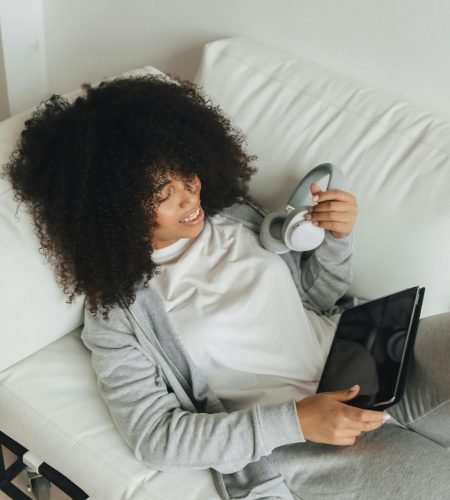 pexels polina tankilevitch 7382364